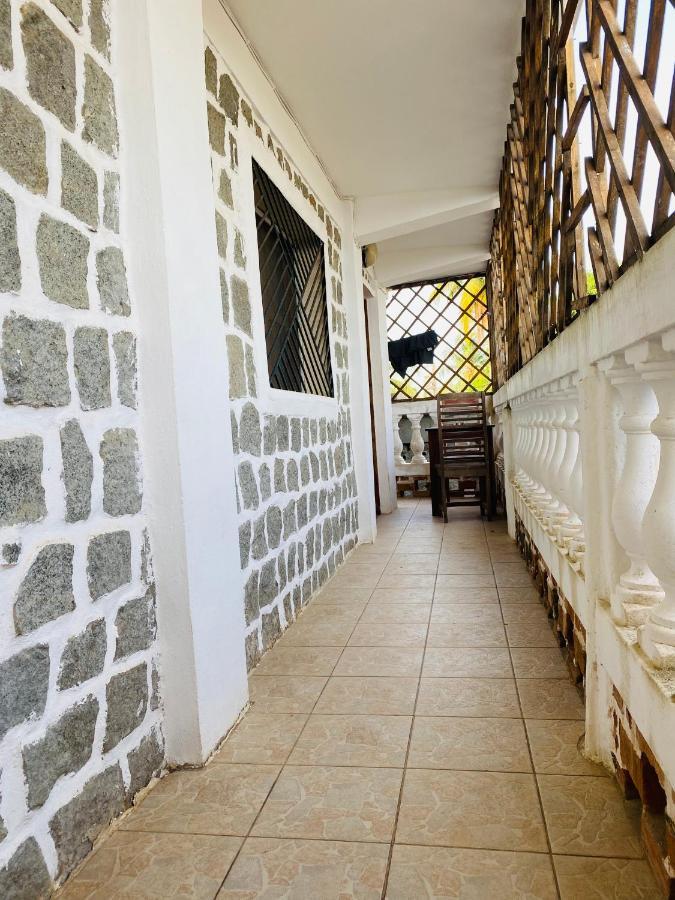 Chambres D'Hotes Beluga Нуси-Бе Экстерьер фото